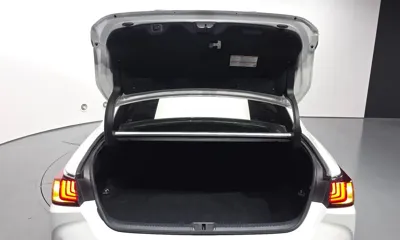 Lexus ES 2021, 97465 км, за 24222.13 USD - фото 32
