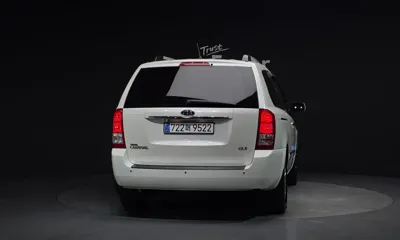 Kia Canival 2011, 128095 км, за 3164.85 USD
