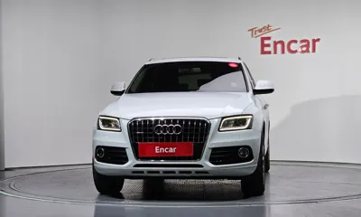 Audi Q5 2016, 96111 км, за 10358.31 USD
