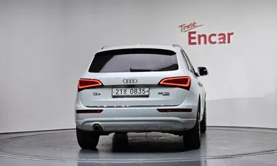 Audi Q5 2016, 96111 км, за 10358.31 USD