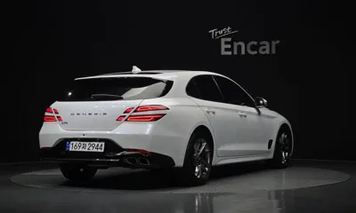 Genesis G70 2023, 53995 км, за 19402.79 USD