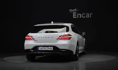 Genesis G70 2023, 53995 км, за 19402.79 USD