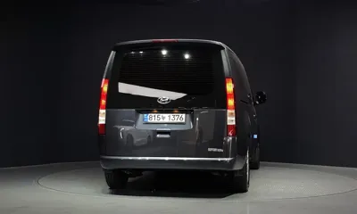 Hyundai Staria 2022, 100888 км, за 13355.06 USD