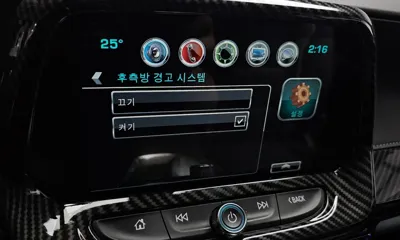 ChevroletGMDaewoo Camaro 2017, 32654 км, за 20477.14 USD - фото 17