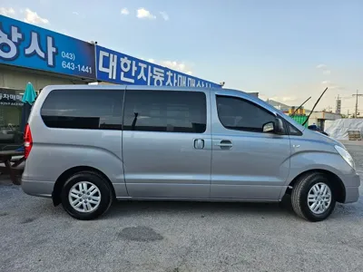 Hyundai Starex 2017, 169000 км, за 5785.61 USD
