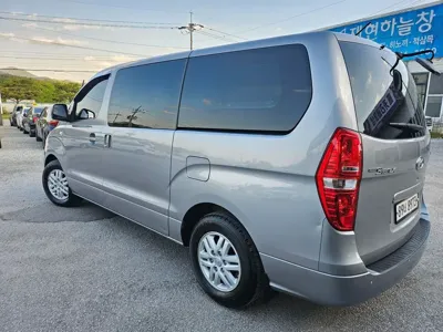 Hyundai Starex 2017, 169000 км, за 5785.61 USD