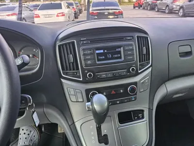Hyundai Starex 2017, 169000 км, за 5785.61 USD - фото 11