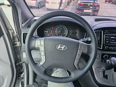 Hyundai Starex 2017, 169000 км, за 5785.61 USD - фото 13