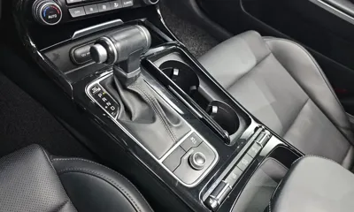 Kia Stinger 2018, 124049 км, за 8874.16 USD - фото 9