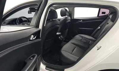 Kia Stinger 2018, 124049 км, за 8874.16 USD - фото 12