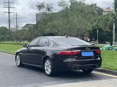 Jaguar XFL 2017, 90000 км, за 10506.21 USD