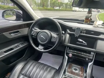 Jaguar XFL 2017, 90000 км, за 10506.21 USD - фото 13