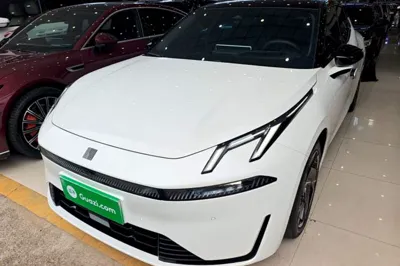 Lynk & Co 07 · 2024 год