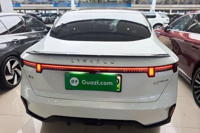Lynk & Co 07 2024, 30500 км, за 18490 USD