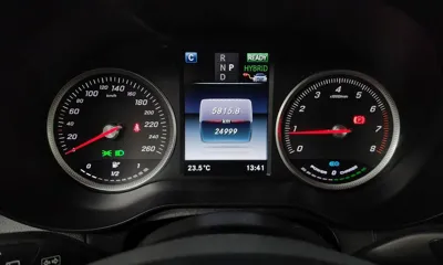 Mercedes-Benz GLC-Class 2019, 24999 км, за 19450.97 USD - фото 8