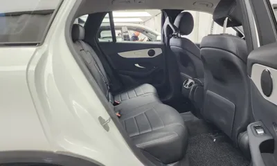 Mercedes-Benz GLC-Class 2019, 24999 км, за 19450.97 USD - фото 12