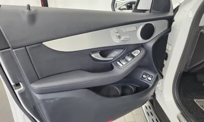 Mercedes-Benz GLC-Class 2019, 24999 км, за 19450.97 USD - фото 24