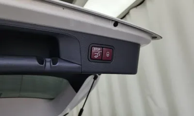 Mercedes-Benz GLC-Class 2019, 24999 км, за 19450.97 USD - фото 27