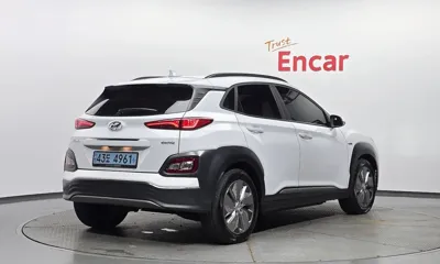 Hyundai Kona 2020, 98416 км, за 12945.63 USD
