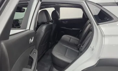 Hyundai Kona 2020, 98416 км, за 12945.63 USD - фото 11