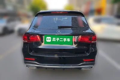 Mercedes-Benz GLC 2020, 104000 км, за 26722 USD