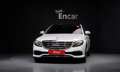 Mercedes-Benz E-Class 2019, 126190 км, за 19160.88 USD