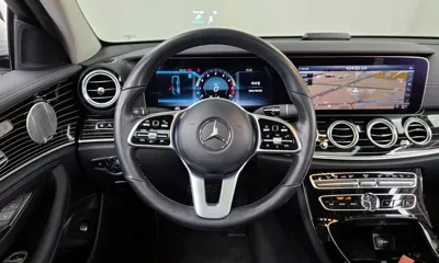 Mercedes-Benz E-Class 2019, 126190 км, за 19160.88 USD - фото 13