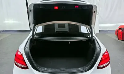 Mercedes-Benz E-Class 2019, 126190 км, за 19160.88 USD - фото 20