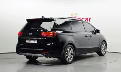 Kia Canival 2019, 242607 км, за 5382.7 USD