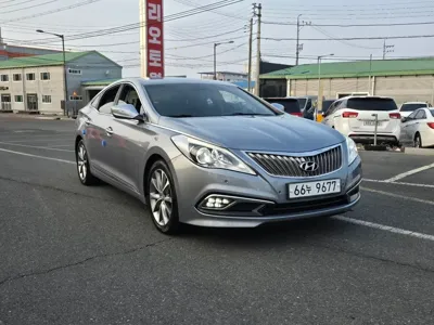 Hyundai Grandeur 2015, 91221 км, за 5616.12 USD