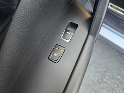 Hyundai Grandeur 2015, 91221 км, за 5616.12 USD - фото 8