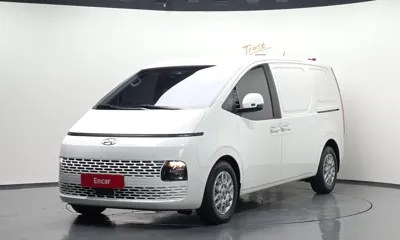 Hyundai Staria · 2022 год