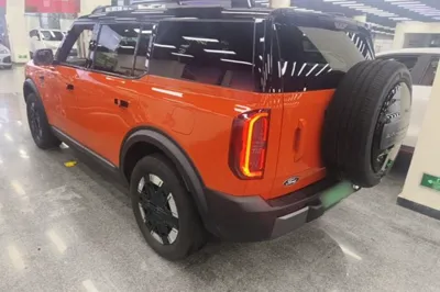 Ford Bronco 2026, 1700 км, за 34772 USD