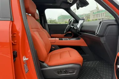 Ford Bronco 2026, 1700 км, за 34772 USD - фото 29