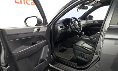 KG_Mobility_Ssangyong Rexton 2019, 84045 км, за 11661.24 USD - фото 10