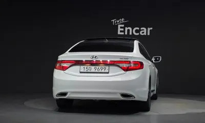 Hyundai Grandeur 2012, 146662 км, за 4529.34 USD