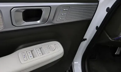 Hyundai Santafe 2025, 31453 км, за 24812.92 USD - фото 30