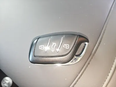 Roewe D6 2025, 37100 км, за 11182 USD - фото 12