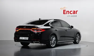 Hyundai Grandeur 2018, 62023 км, за 10774.73 USD