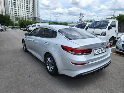 Kia K5 2019, 197071 км, за 4688.41 USD - фото 6