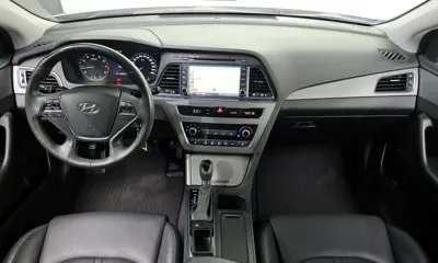 Hyundai Sonata 2017, 109950 км, за 6761.19 USD - фото 7