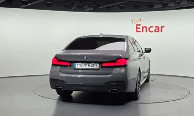 BMW 5-Series 2021, 182787 км, за 18084.55 USD