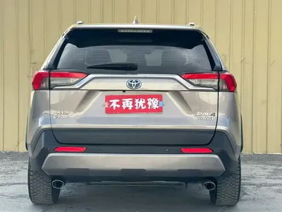 Toyota RAV4 2020, 80000 км, за 16178.21 USD - фото 9