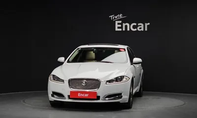 Jaguar XF 2013, 177043 км, за 2824.49 USD
