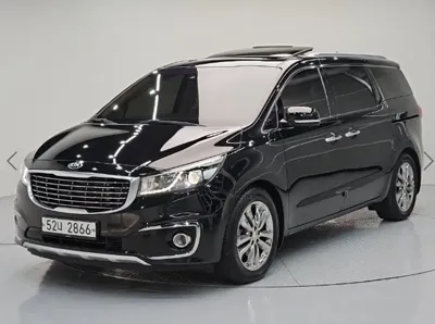 Kia Canival · 2018 год