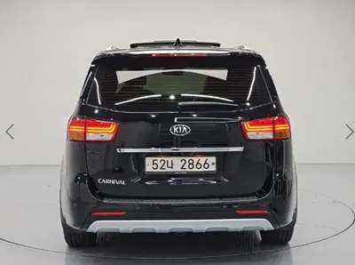 Kia Canival 2018, 243006 км, за 4879.48 USD