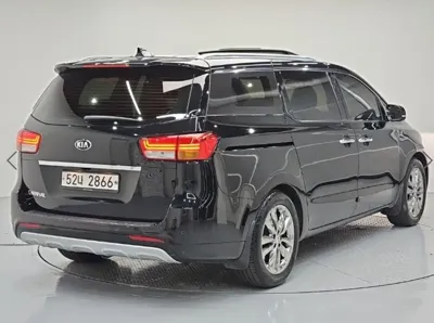 Kia Canival 2018, 243006 км, за 4879.48 USD