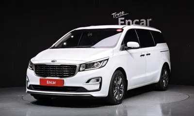 Kia Canival · 2019 год
