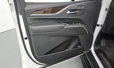 Cadillac Escalade 2021, 17523 км, за 59866.09 USD - фото 24