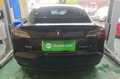 Tesla Model 3 2021, 36200 км, за 20881 USD